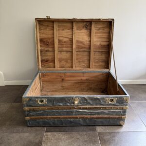 Malle en Bois & Zinc